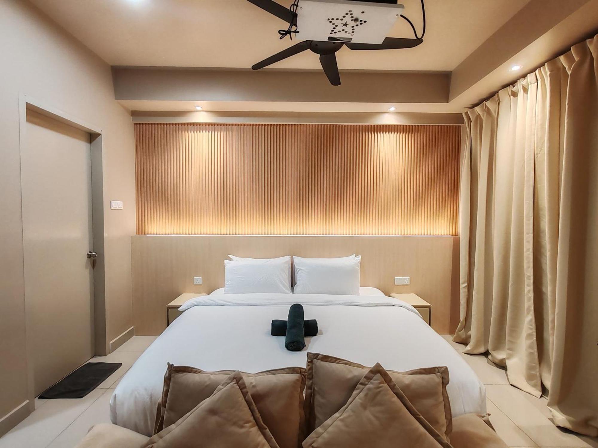 Luxury Couple Suites L Free Netflix L Massage Chair L Bathtub L Wifi 200Mbps L Town Area Bali Residence Malacca 客房 照片